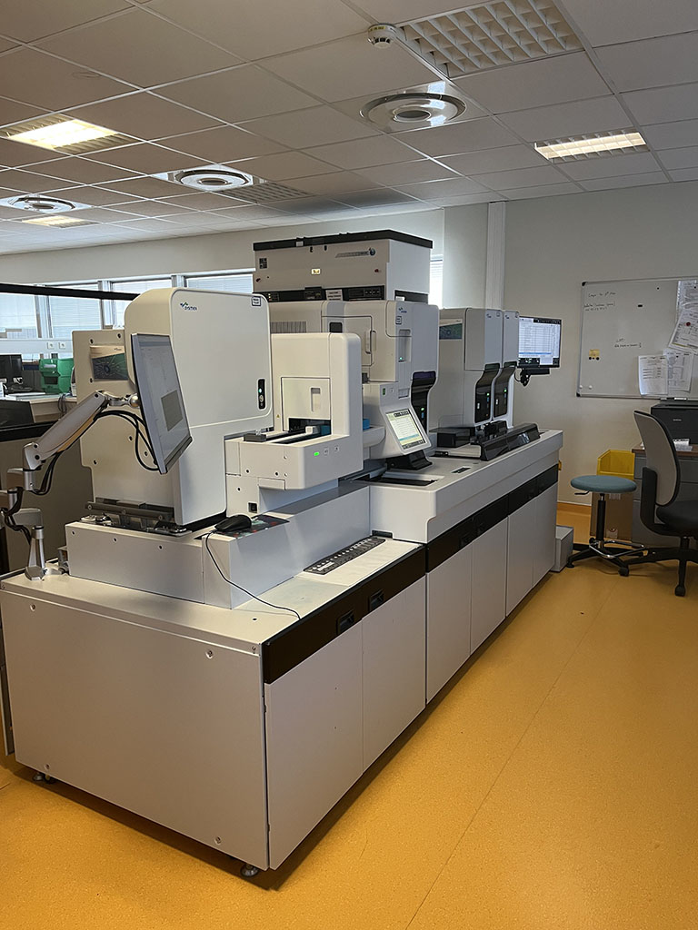 Le Fonds Clinatec et le CHRU de Tours s’associent pour étudier les effets de la lumière sur les cellules humaines et déterminer les doses optimales