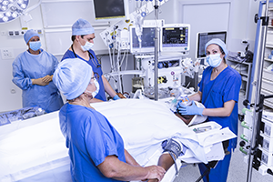 Faire bloc pour demain – Nous recrutons des Médecins anesthésistes-réanimateurs - Crédit photo © Ludovic LETOT